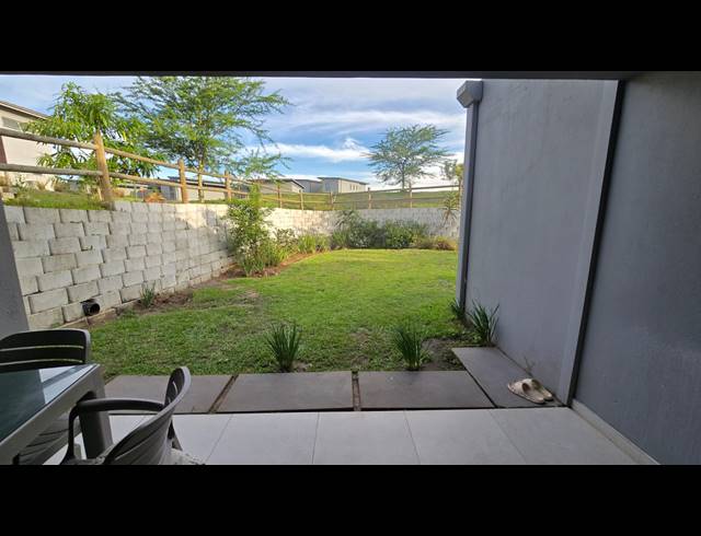 3 BEDROOM SECTIONAL TITLE TO LET IN PALM LAKES ESTATE